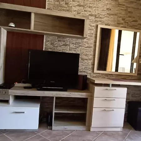 Apartment Life Dyuni